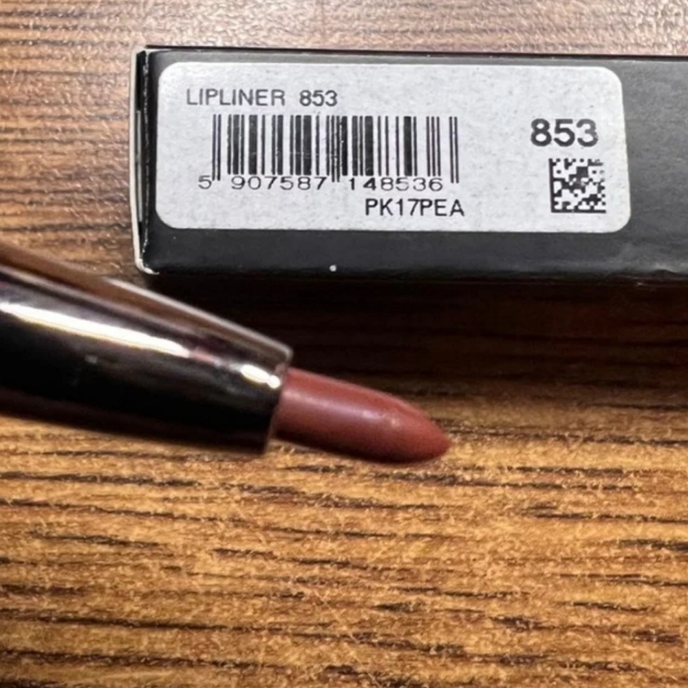 NWT INGLOT Lipliner 853 in Deep Brown